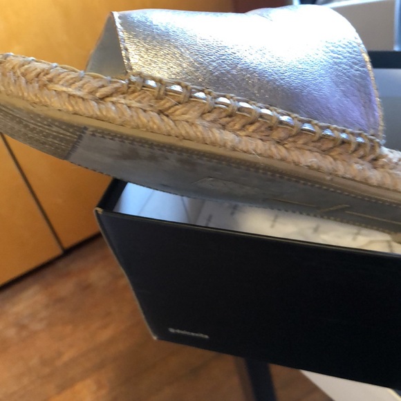 Silver leather flat - Picture 5 of 6